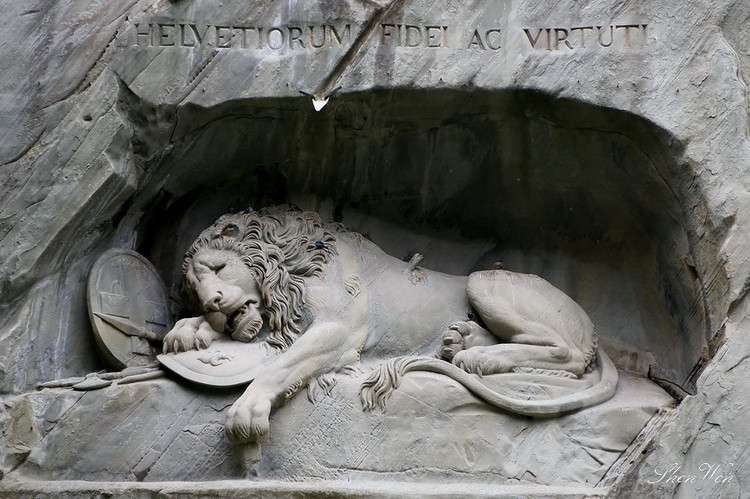 世界上最傷感、最感人的石雕—盧森之獅【原創(chuàng)】 - 晚霞映天 - 晚霞映天的博客